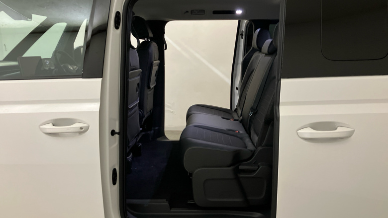 Volkswagen ID. Buzz 210kW Style Pro 79kWh 5dr Auto Electric Estate